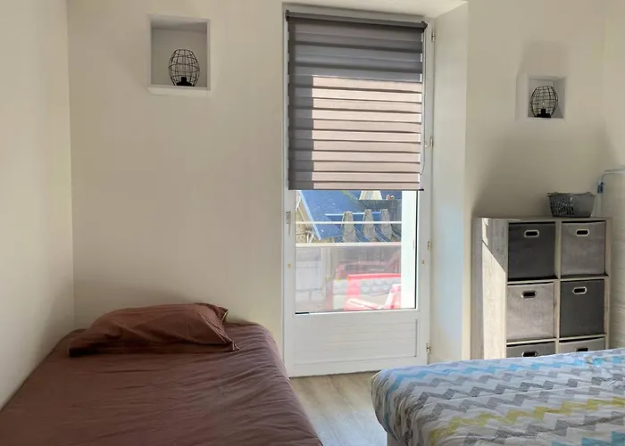 Appartement Renove 5 Personnes Avec Balcon Au Centre De Perros-Guirec - Fr-1-368-382