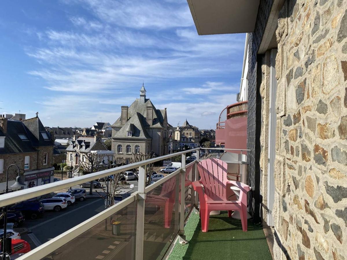 Renove 5 Personnes Avec Balcon Au Centre De - Fr-1-368-382 Appartement *